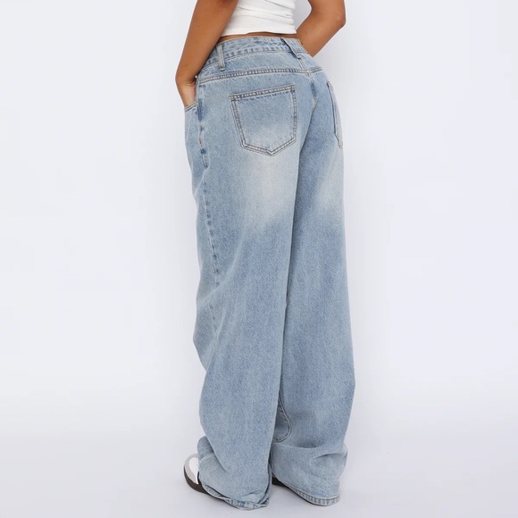 White Fox Bring The Style Low Rise Wide Leg Jeans Light Blue Wash - Picture 2 of 5